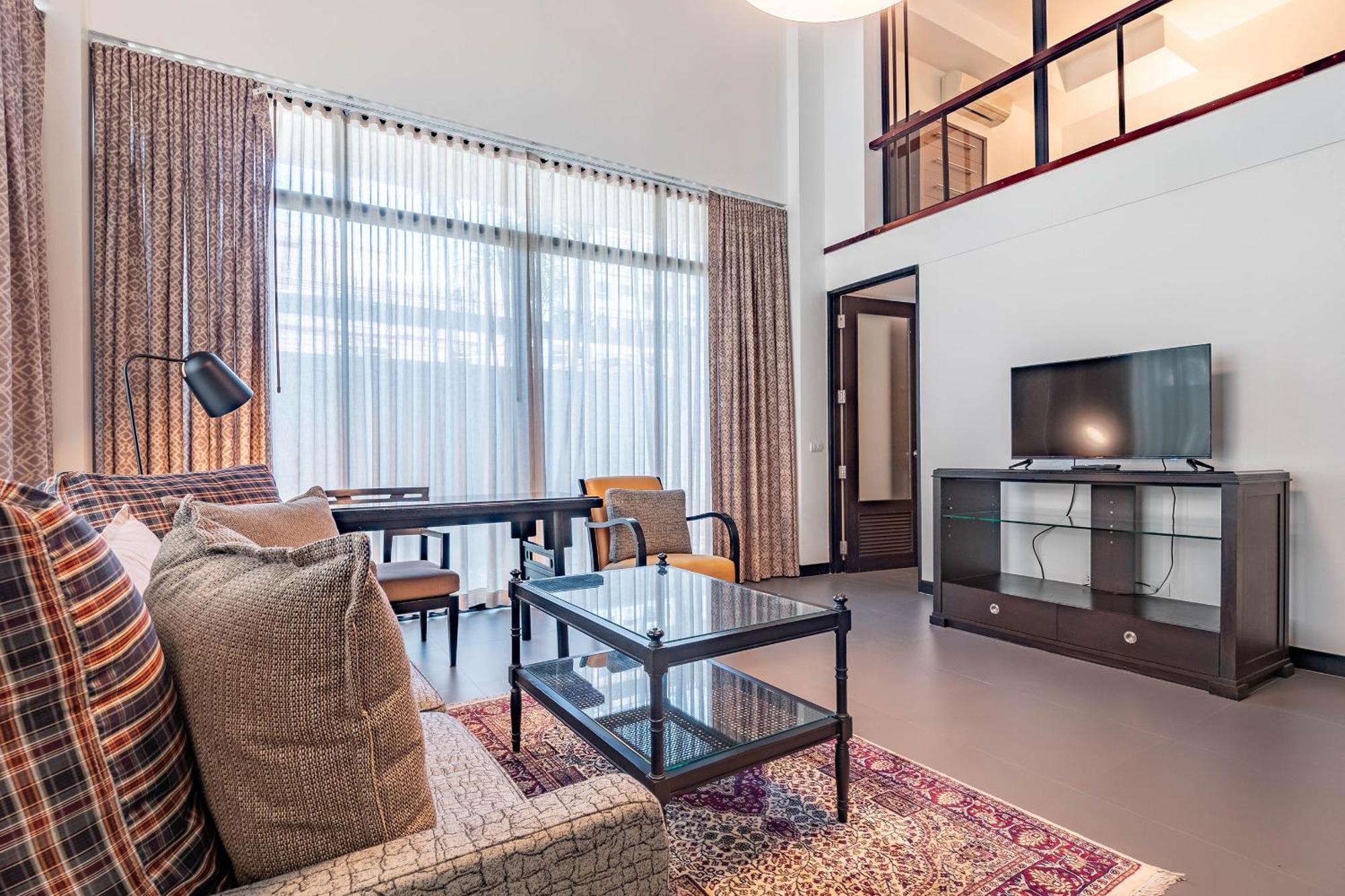 Luxe Residence Pattaya Bagian luar foto