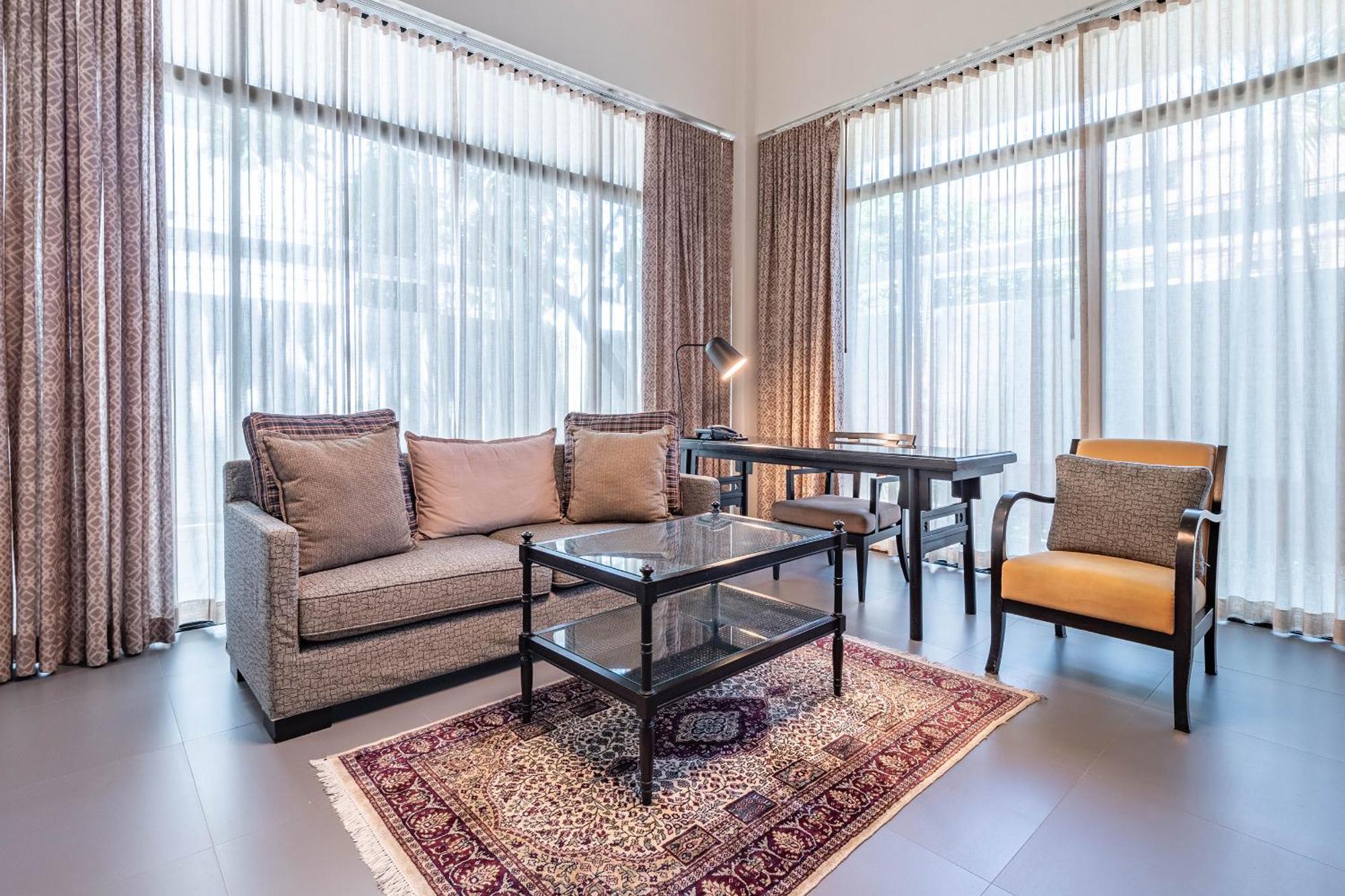 Luxe Residence Pattaya Bagian luar foto