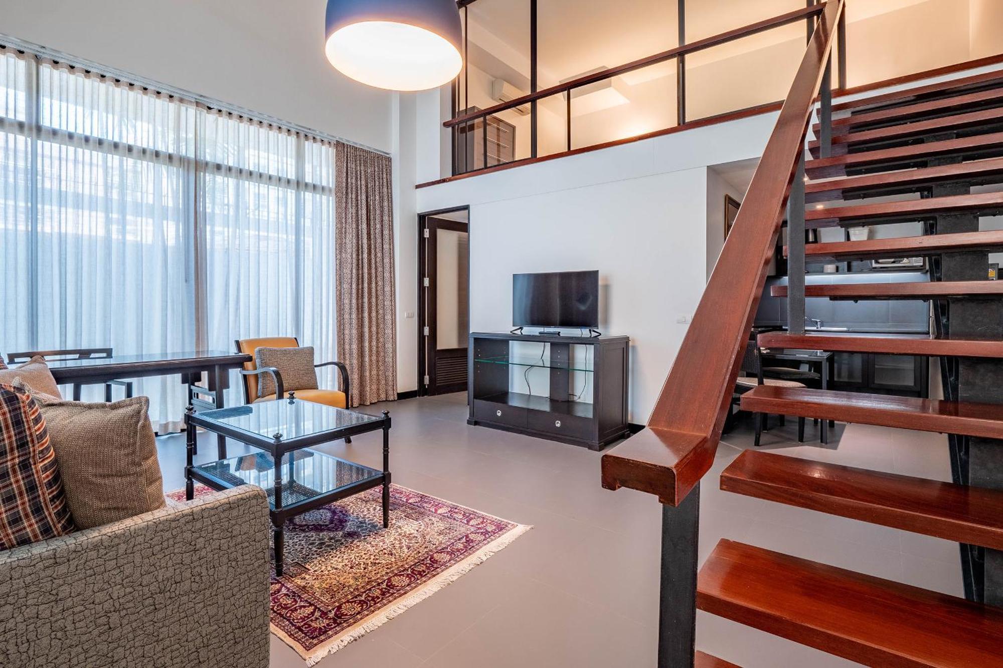 Luxe Residence Pattaya Bagian luar foto