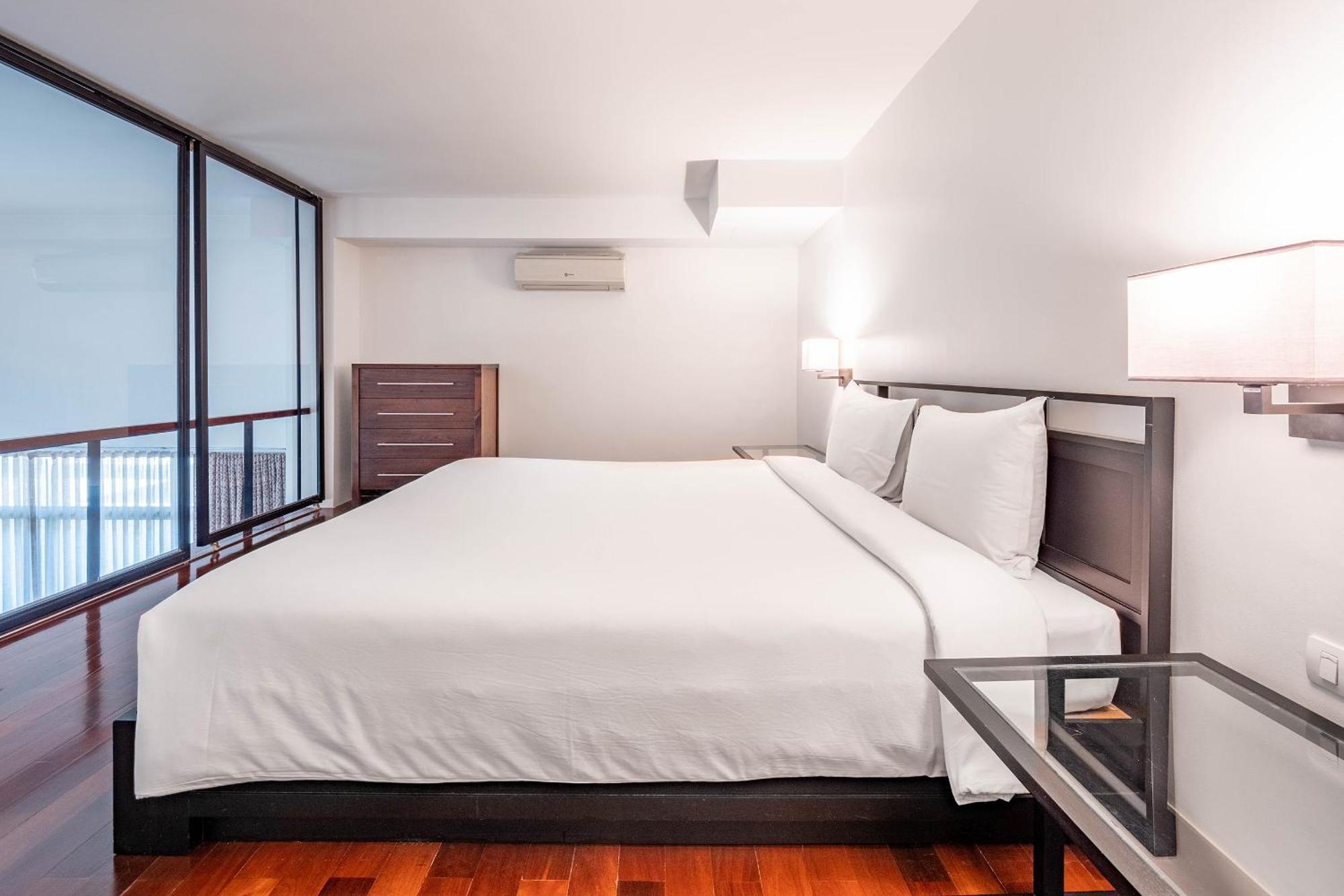 Luxe Residence Pattaya Bagian luar foto