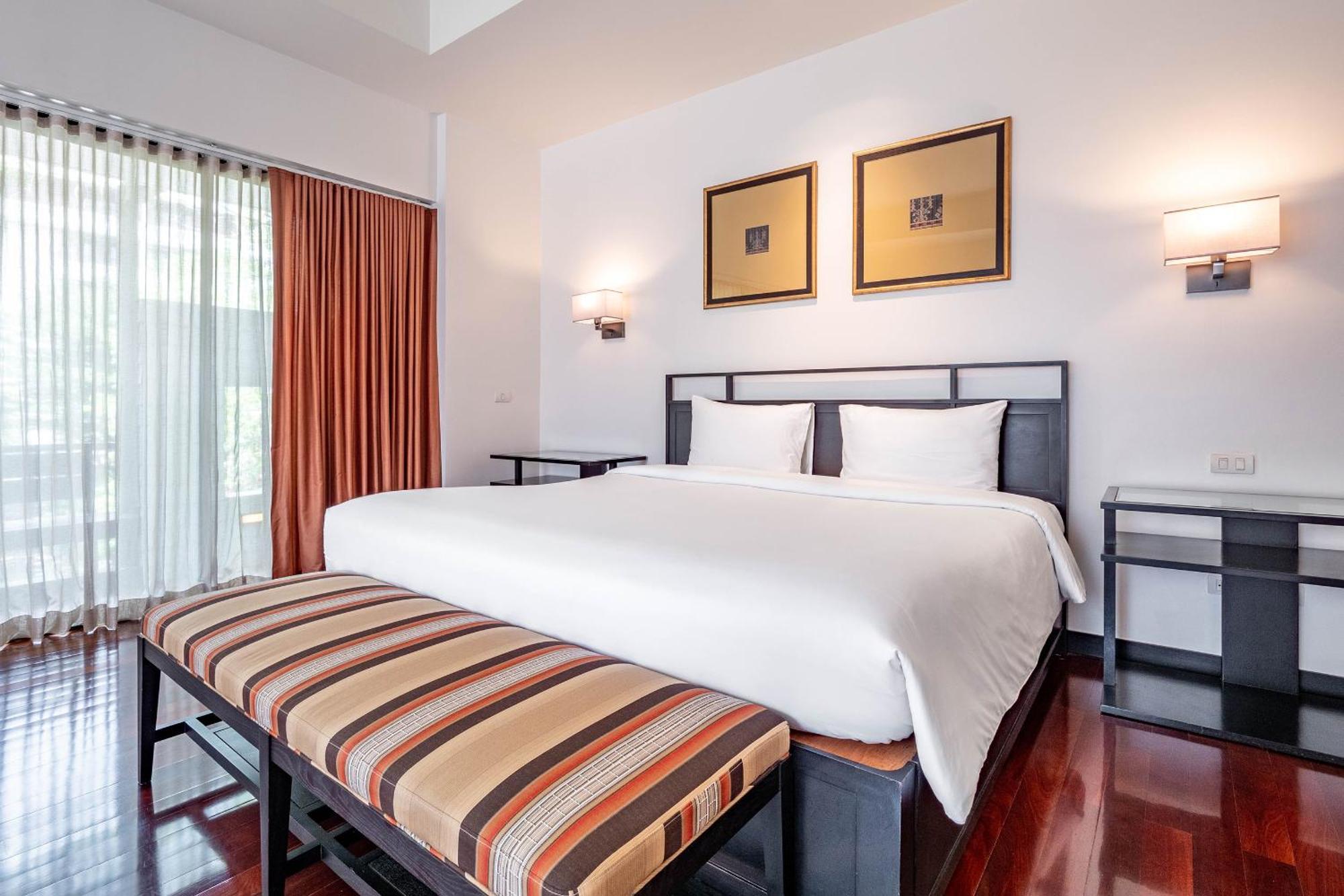 Luxe Residence Pattaya Bagian luar foto