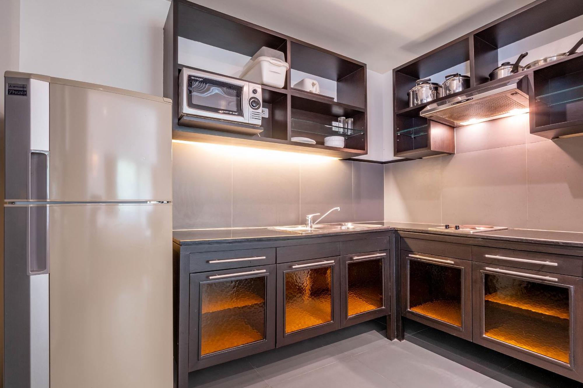 Luxe Residence Pattaya Bagian luar foto