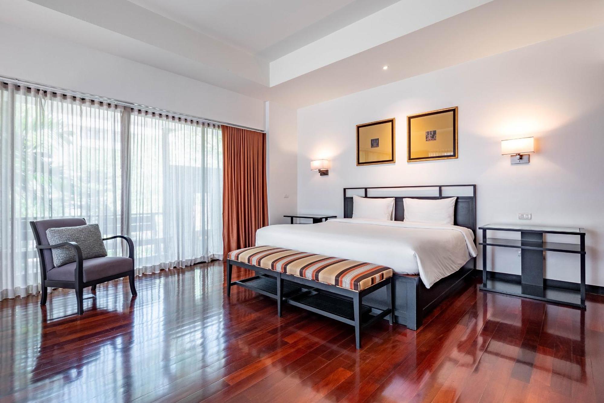Luxe Residence Pattaya Bagian luar foto