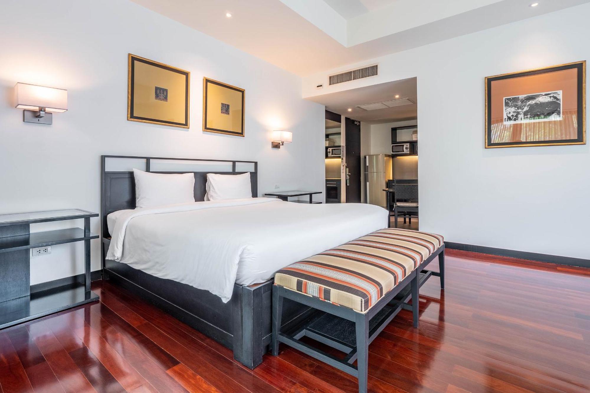Luxe Residence Pattaya Bagian luar foto